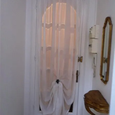 Nationale Appart 3* Lille