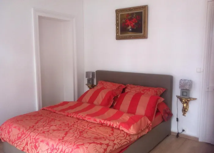 Nationale Aparthotel Lilla